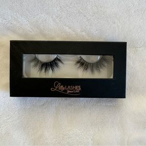 Brand New NIB Lilly Lashes 3D Mink Strip Lash Miami